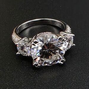5ct Moissanite 3-Stone Ring – Size 6 (S925 Solid Silver)
